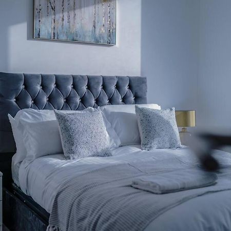 Stunning 2-Bed Premium Apartment - Free Wi-Fi Preston  Esterno foto